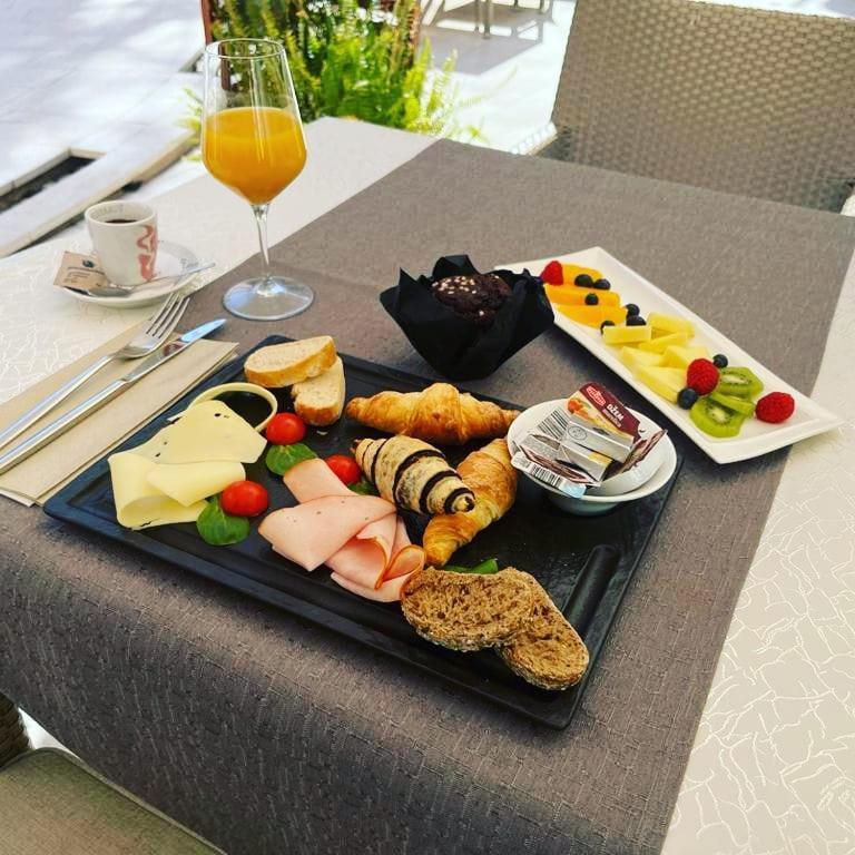 Center Luxury Rooms 1 Сплит Екстериор снимка